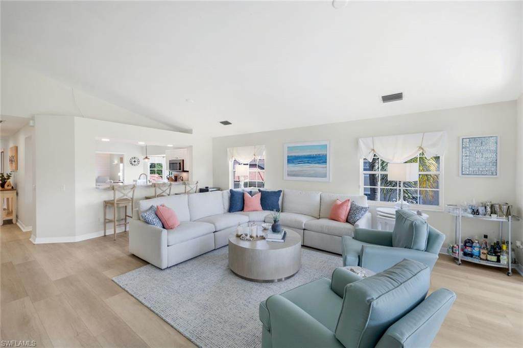 6125 Reserve Cir - Photo 1