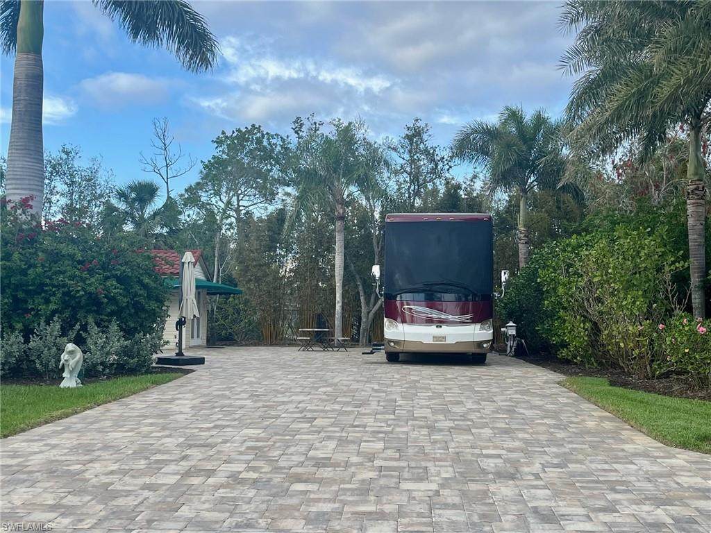 4710 Southern Breeze Dr - Photo 1
