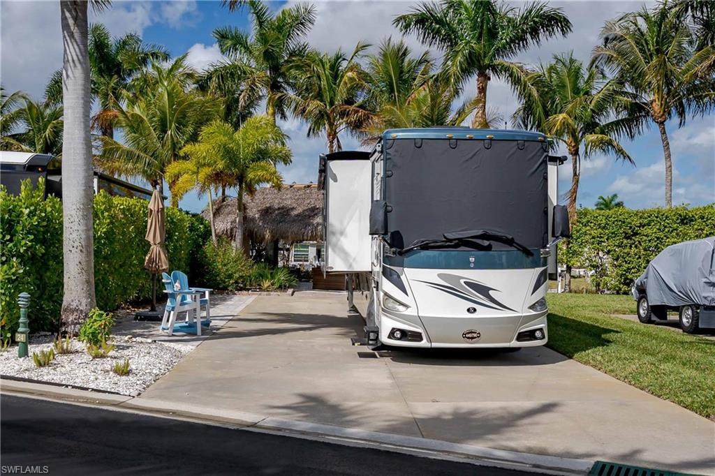 https://bt-photos.global.ssl.fastly.net/naples/orig_boomver_1_226010323-2.jpg