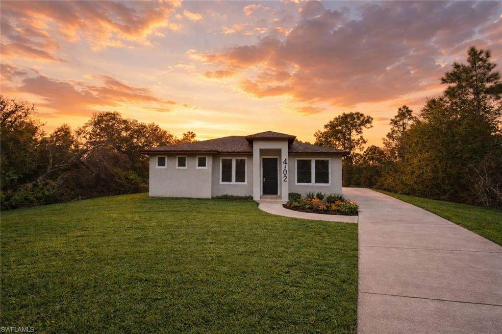 4602 Inez Ave - Photo 1