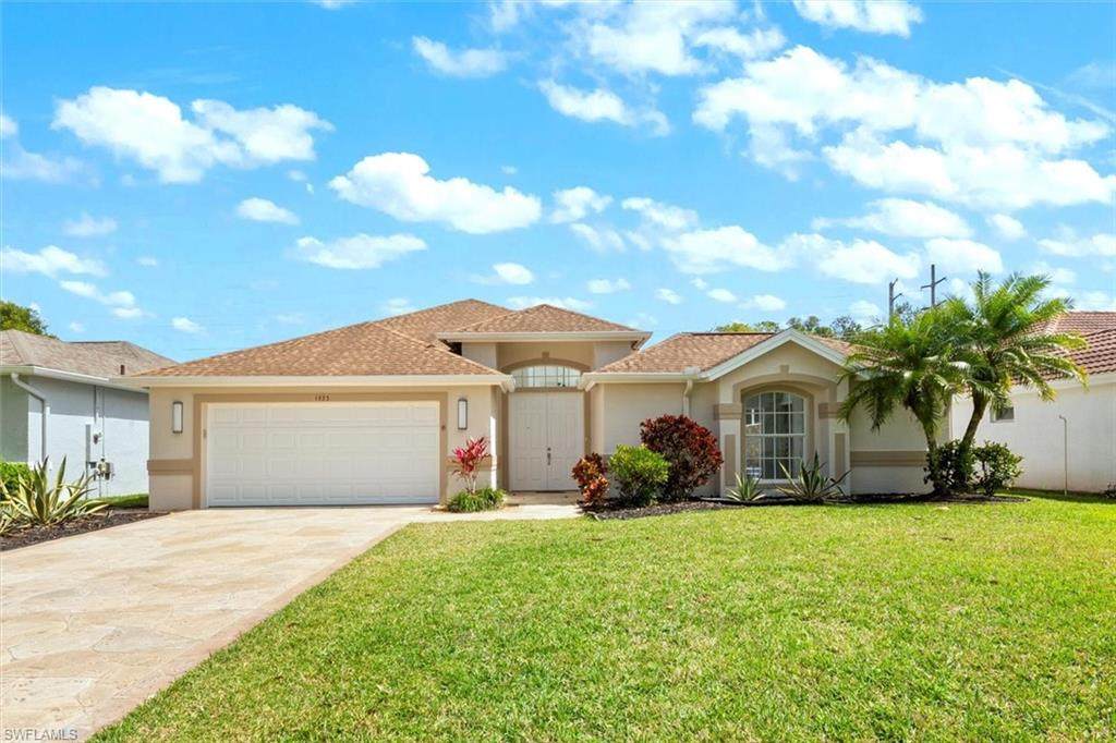 1435 Vintage Ln - Photo 1