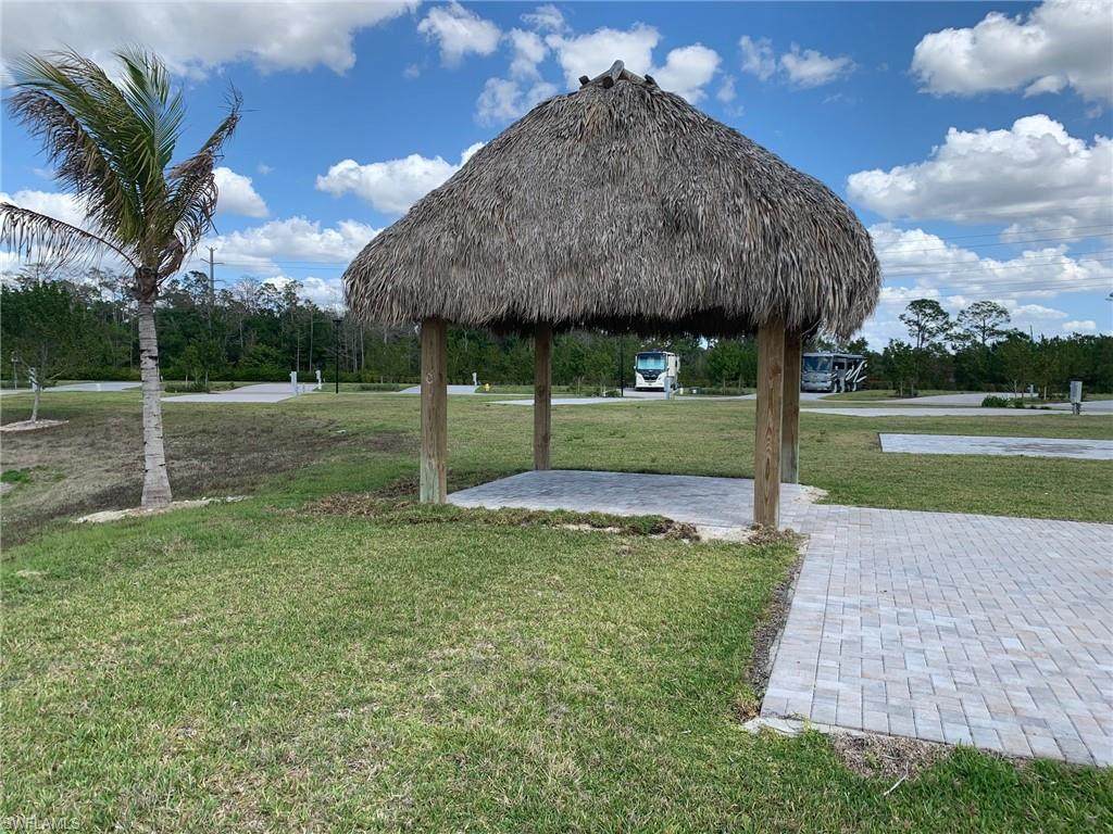https://bt-photos.global.ssl.fastly.net/naples/orig_boomver_1_226011381-2.jpg