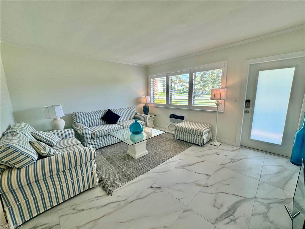 473 12th Ave - Photo 1