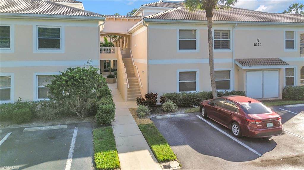 1044 Woodshire Ln - Photo 1