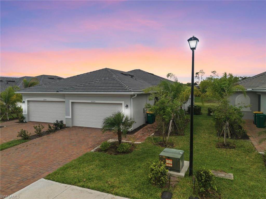 2220 Dragonfruit Way - Photo 1