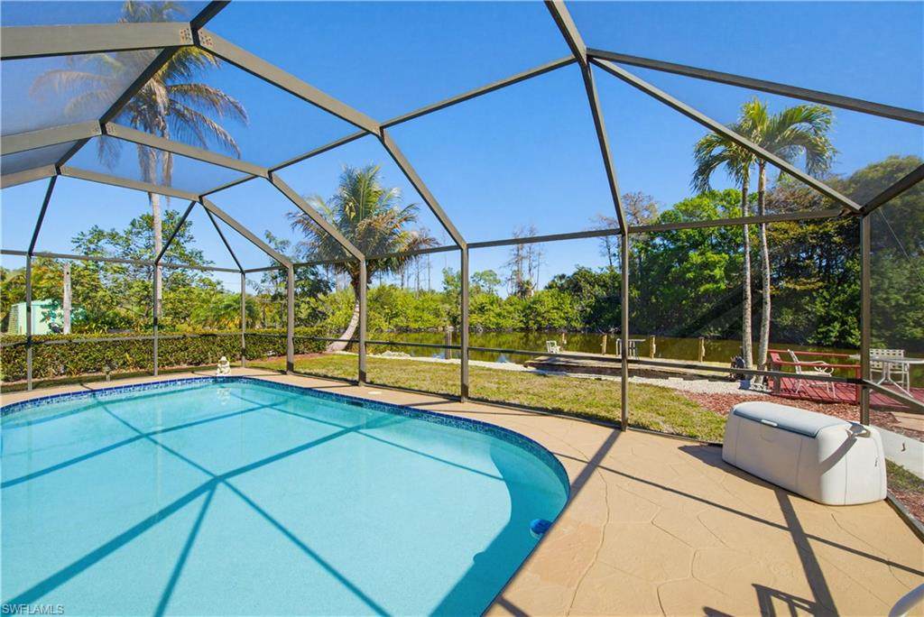47 Constitution Dr - Photo 1