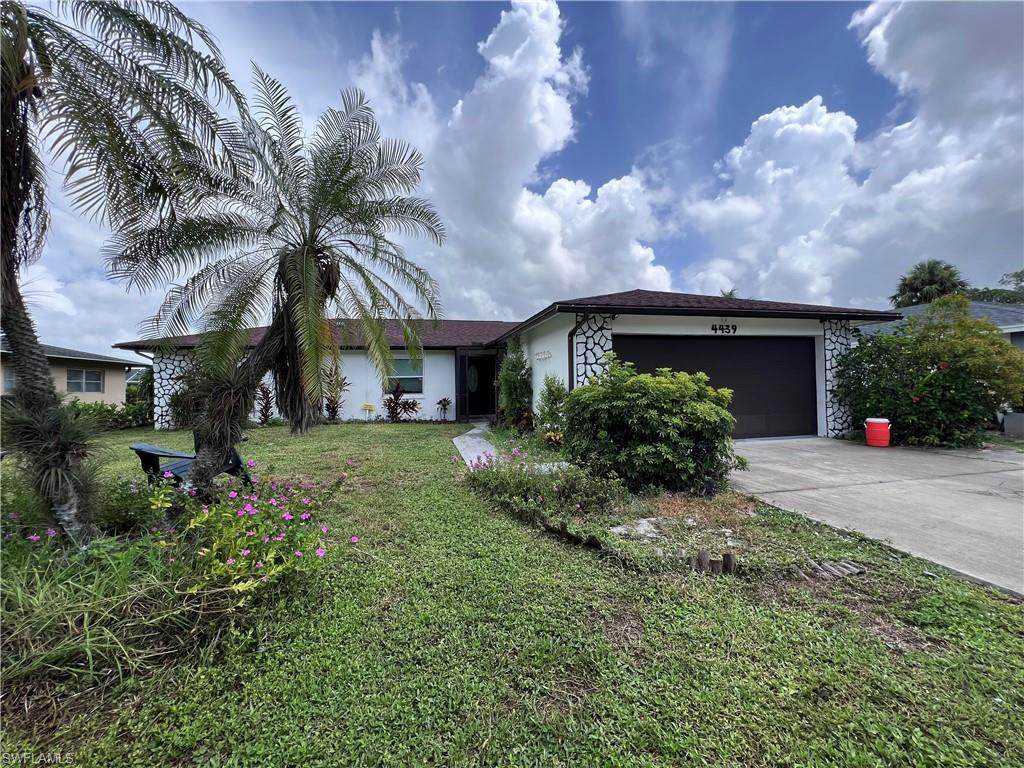 4439 Parrot Ave - Photo 1
