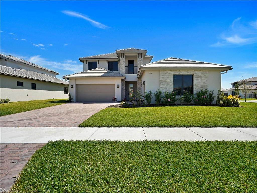 5126 Penella Ave - Photo 1