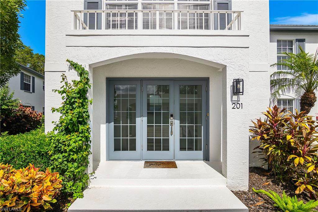853 Tanbark Dr - Photo 1