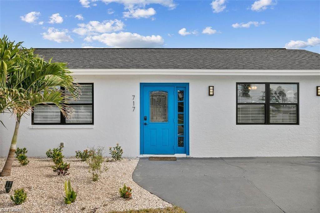 717 95th Ave - Photo 1