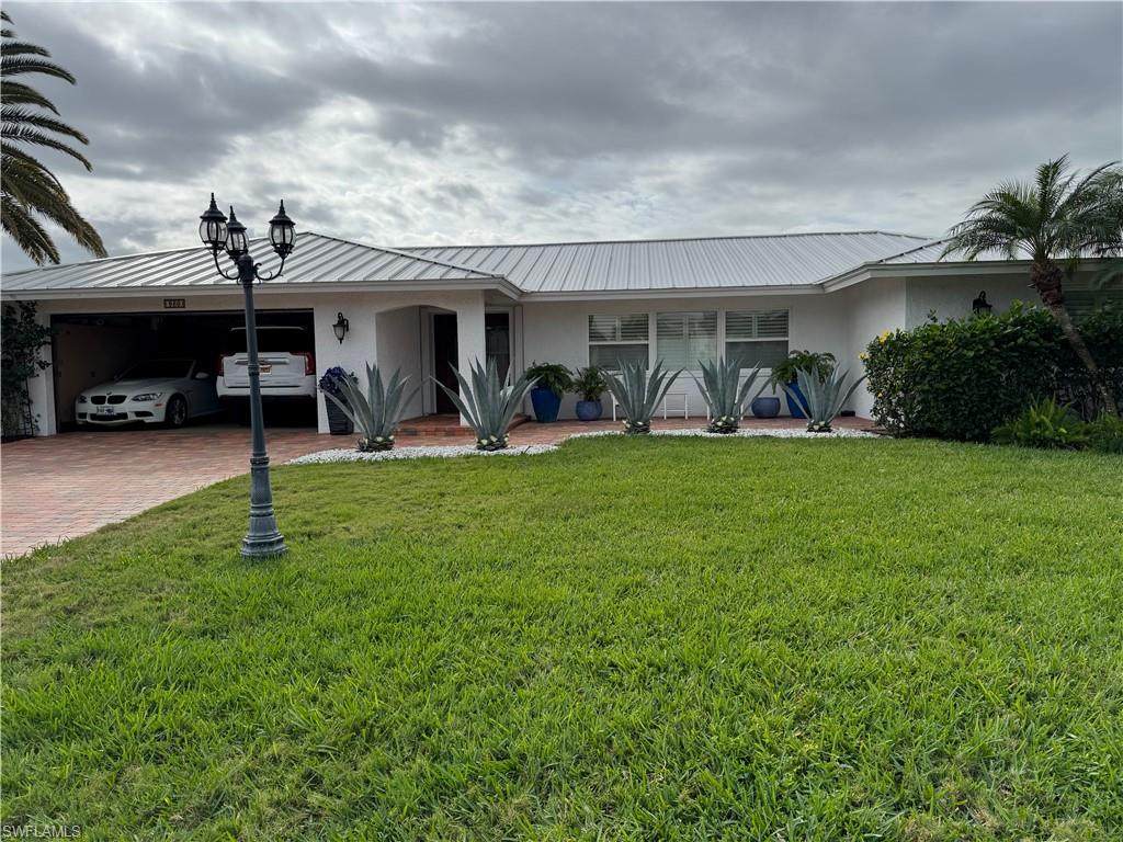980 Bal Isle Dr - Photo 1