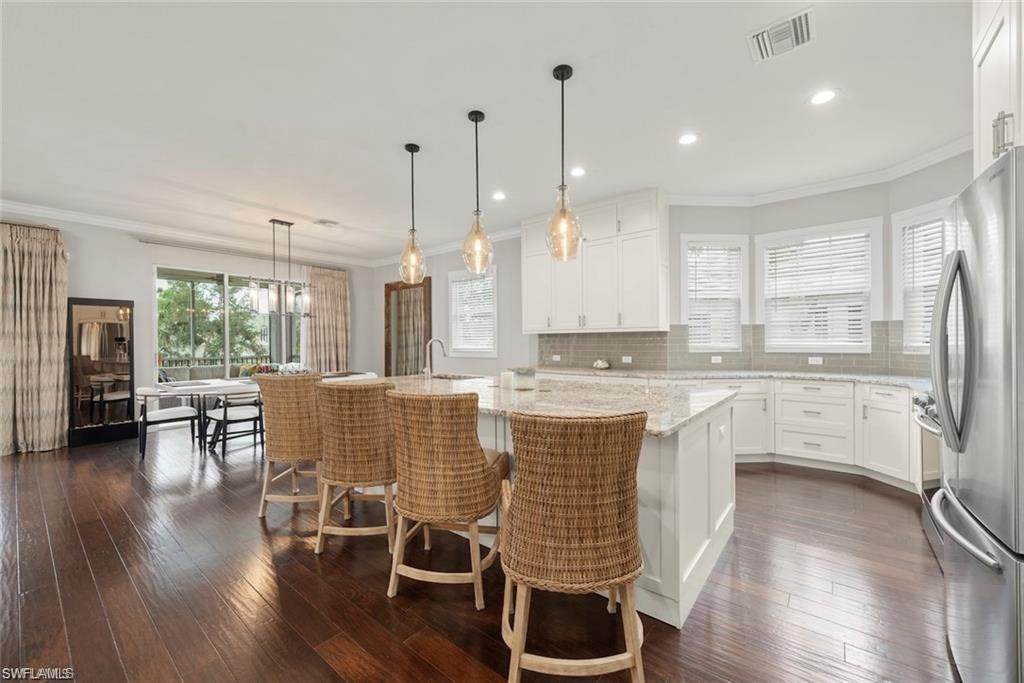 646 Vintage Reserve Cir - Photo 1