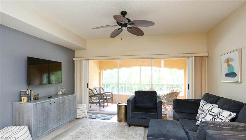 1044 Woodshire Ln - Photo 1