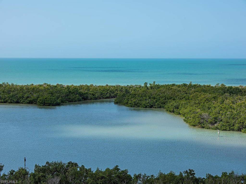 https://bt-photos.global.ssl.fastly.net/naples/orig_boomver_1_226015493-2.jpg