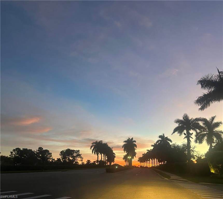 https://bt-photos.global.ssl.fastly.net/naples/orig_boomver_1_226015750-2.jpg