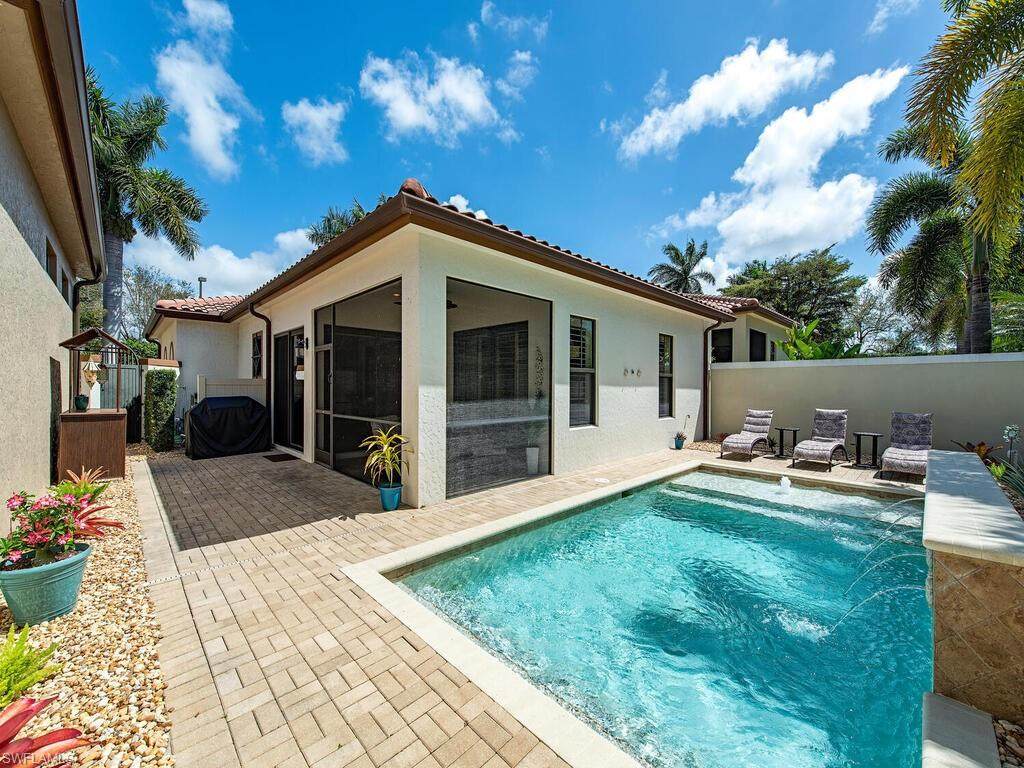 8000 Cordoba Pl - Photo 1