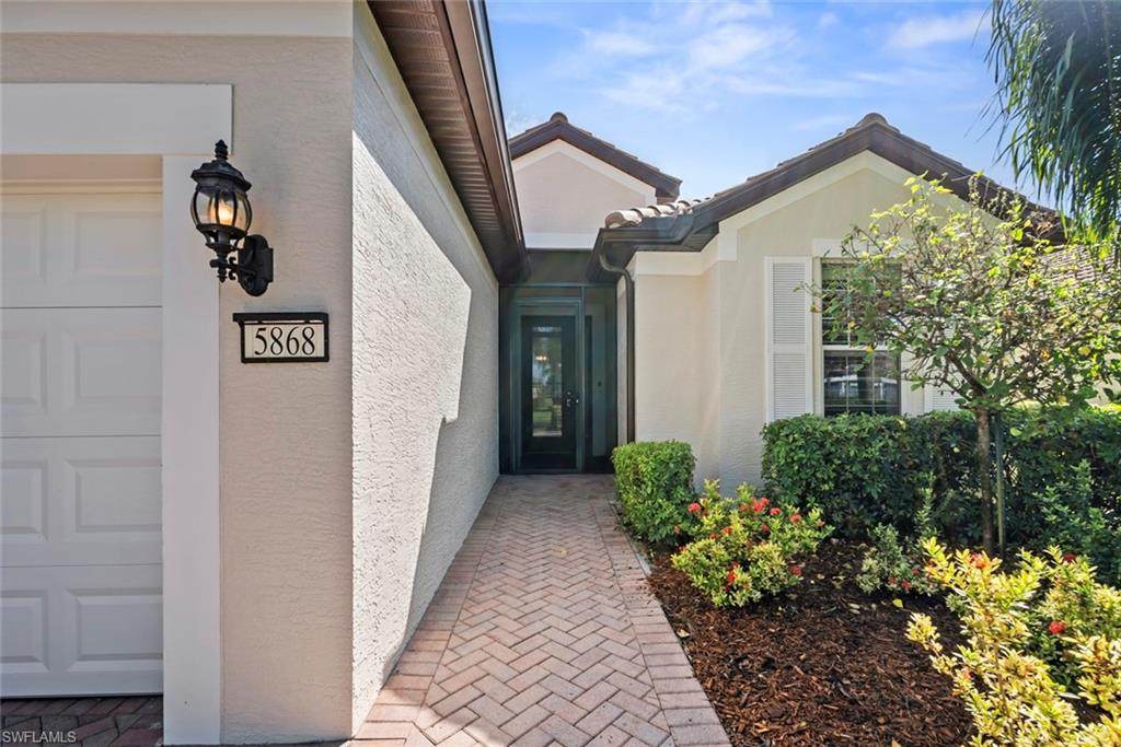 https://bt-photos.global.ssl.fastly.net/naples/orig_boomver_1_226016530-2.jpg