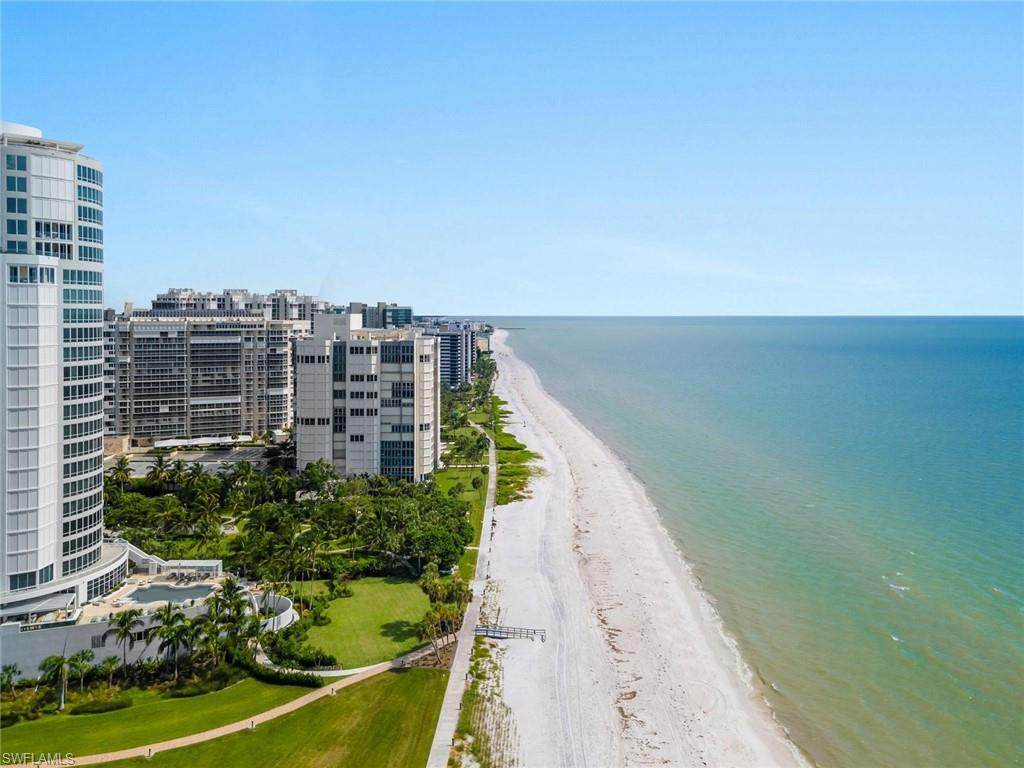555 Park Shore Dr - Photo 1