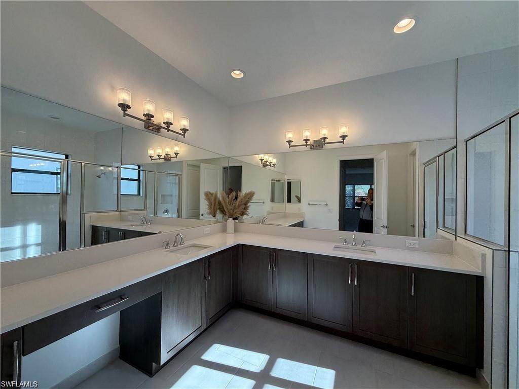 https://bt-photos.global.ssl.fastly.net/naples/orig_boomver_1_226017743-2.jpg