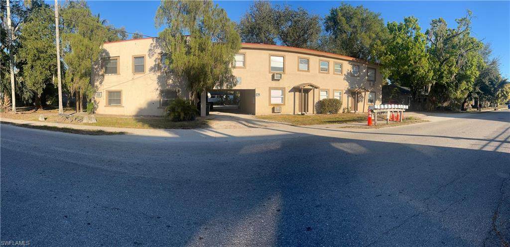 3619 Seminole Ave - Photo 1