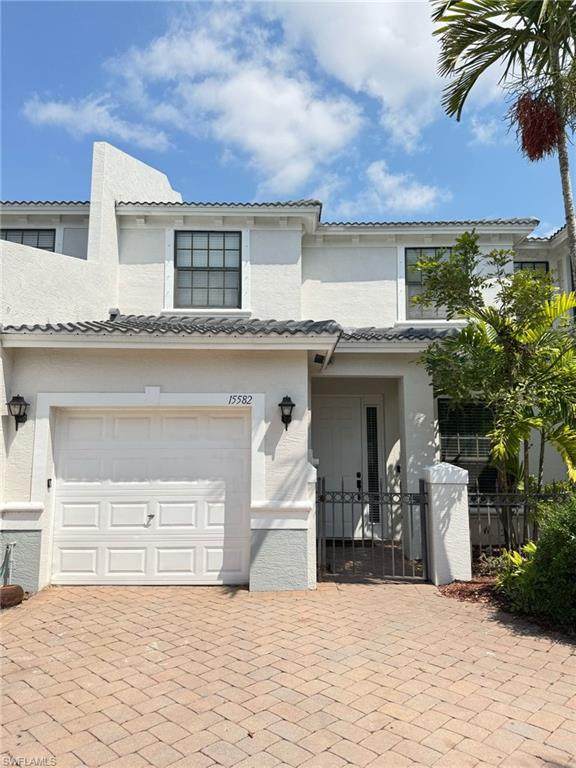 15582 Summit Place Cir - Photo 1