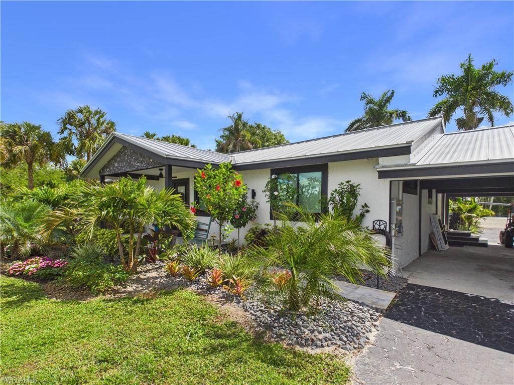 3650 Sunset Blvd - Photo 1