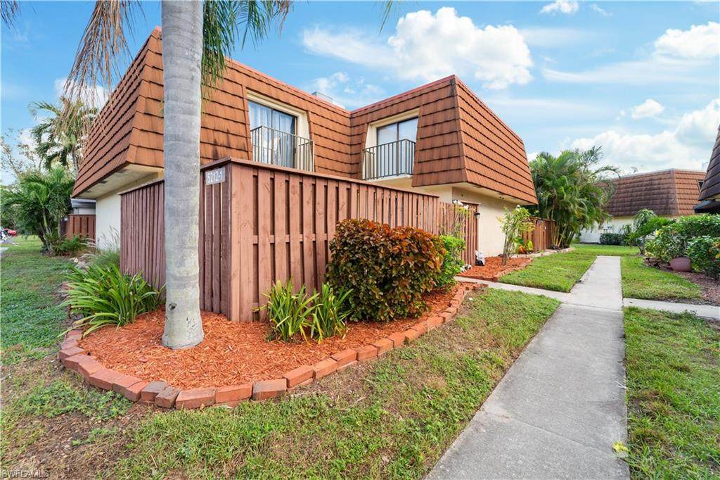 5212 Cedarbend Dr - Photo 1