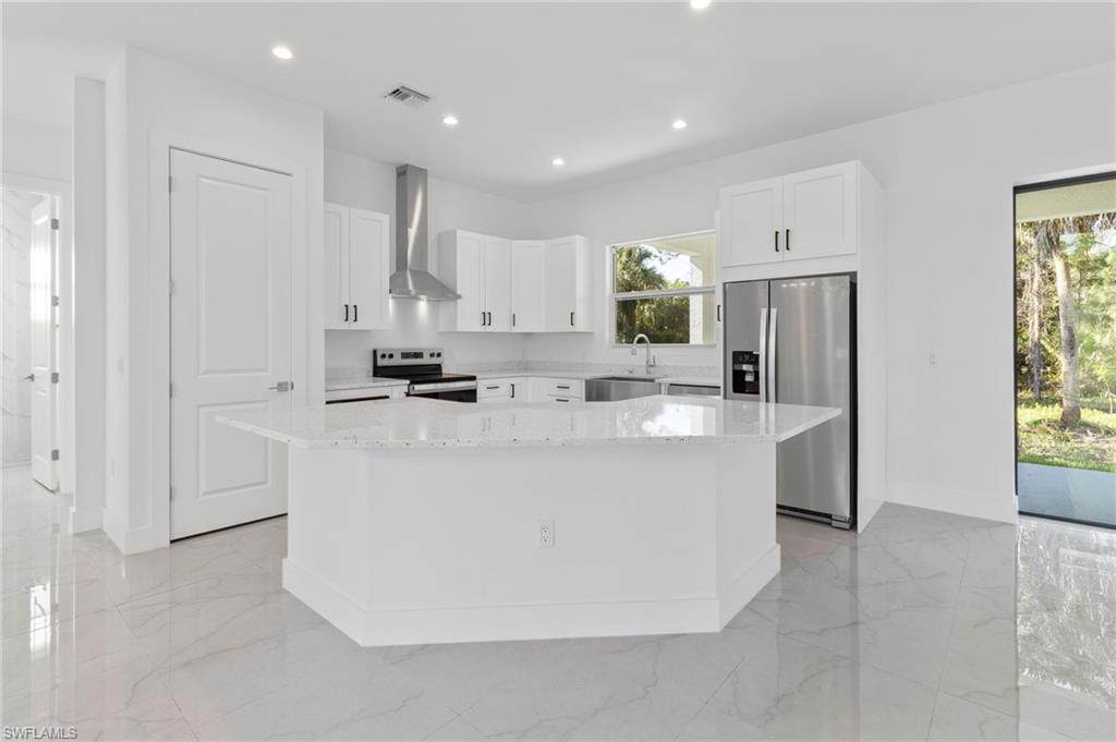 1081 Desoto Blvd - Photo 1