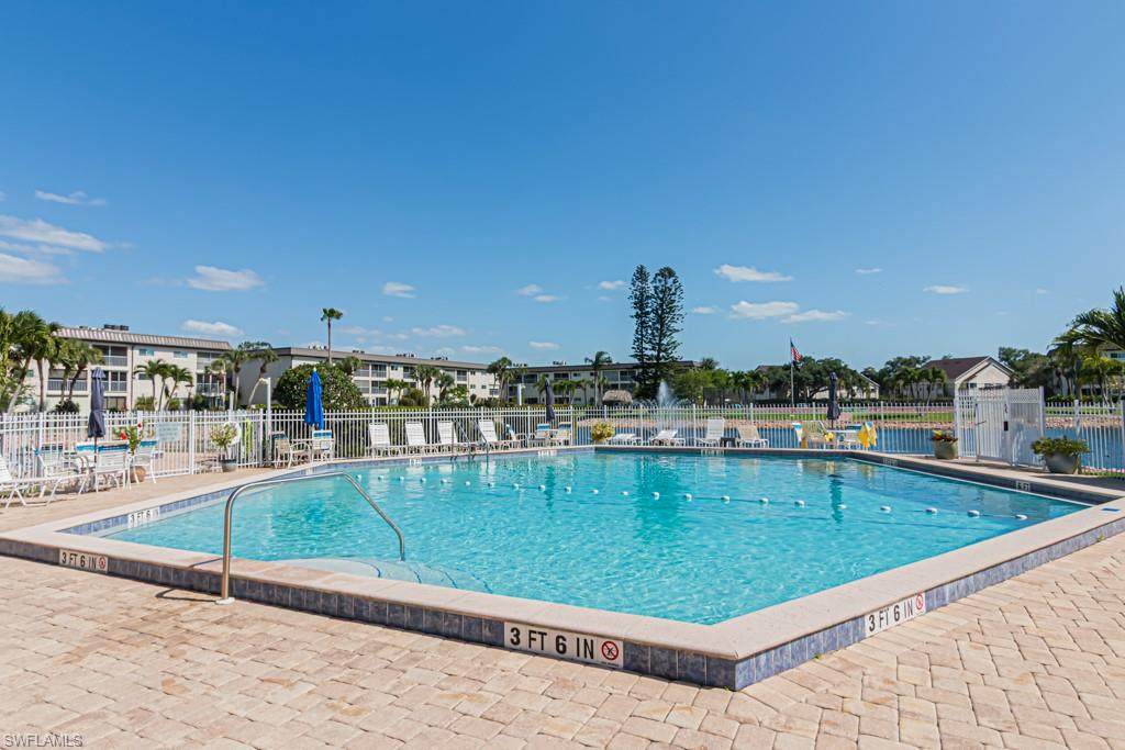 1022 Manatee Rd - Photo 1