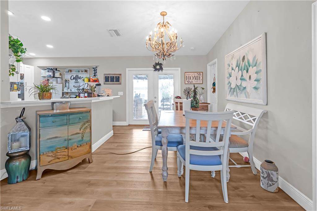 302 Floyd Ave - Photo 1