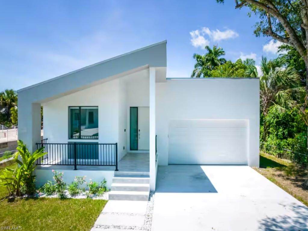 3015 Karen Dr - Photo 1