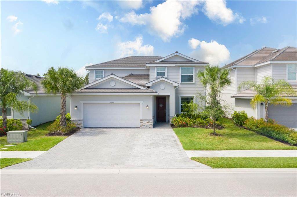 2639 Scarlet Way - Photo 1