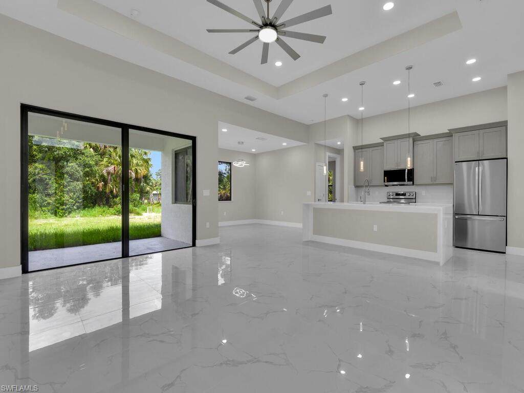410 Plumosa Ave - Photo 1