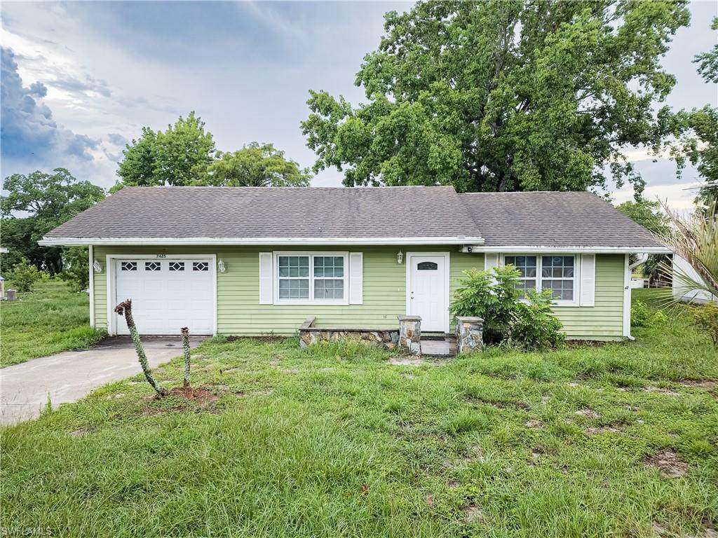 7425 Galloway Rd - Photo 1