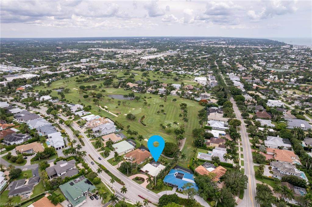 520 Harbour Dr - Photo 1