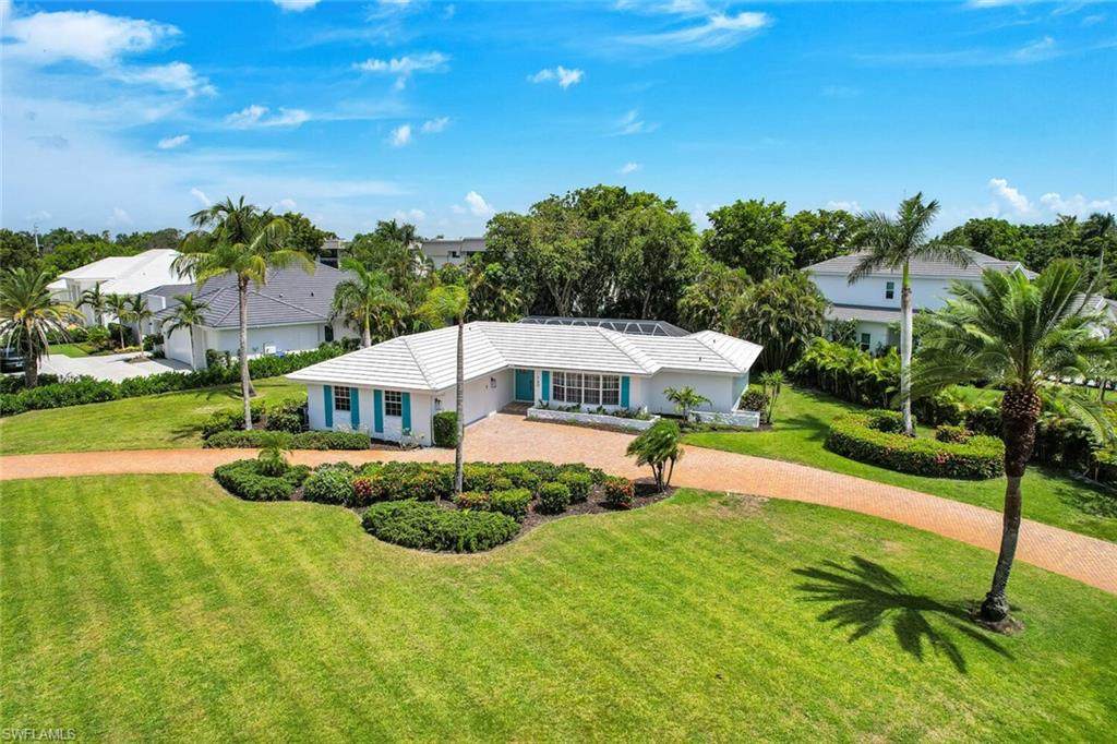 740 Park Shore Dr - Photo 1
