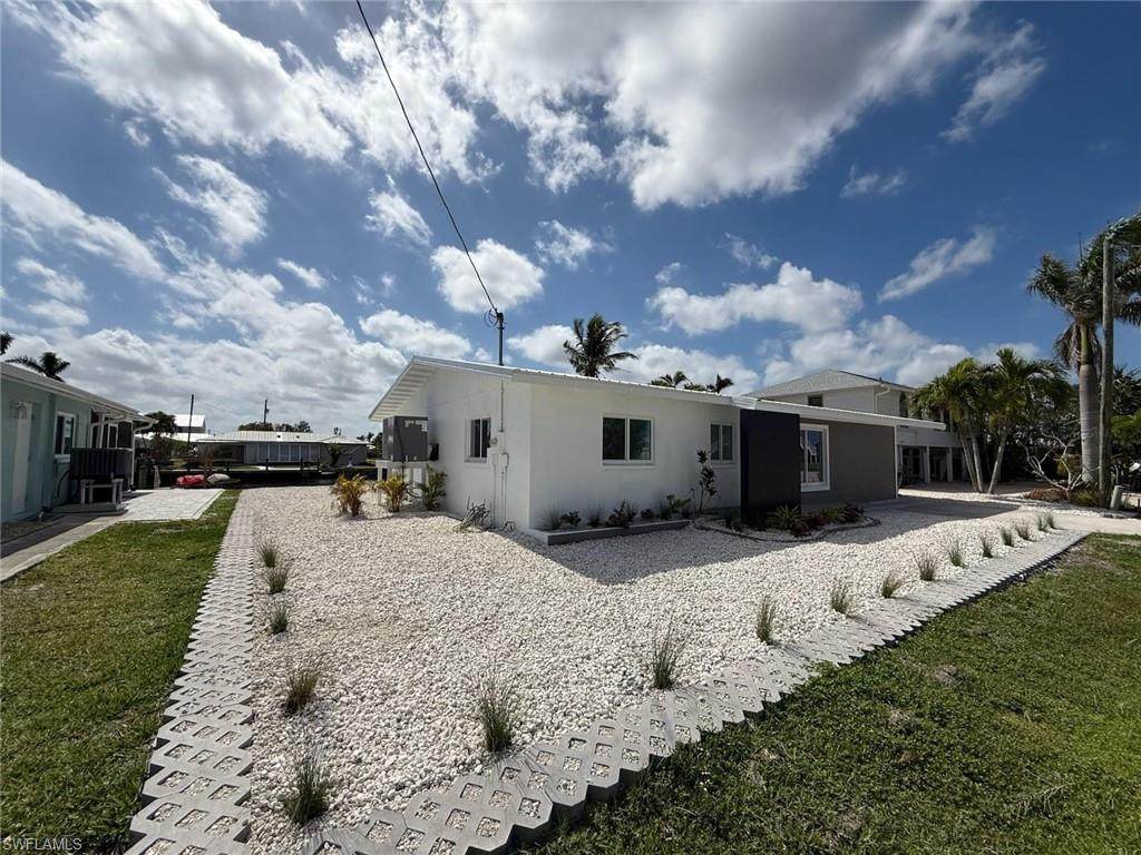 https://bt-photos.global.ssl.fastly.net/naples/orig_boomver_1_226022449-2.jpg
