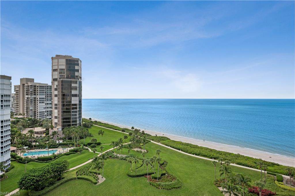 4551 Gulf Shore Blvd - Photo 1