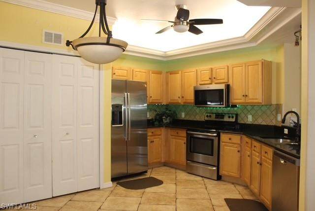 9625 Hemingway Ln - Photo 1