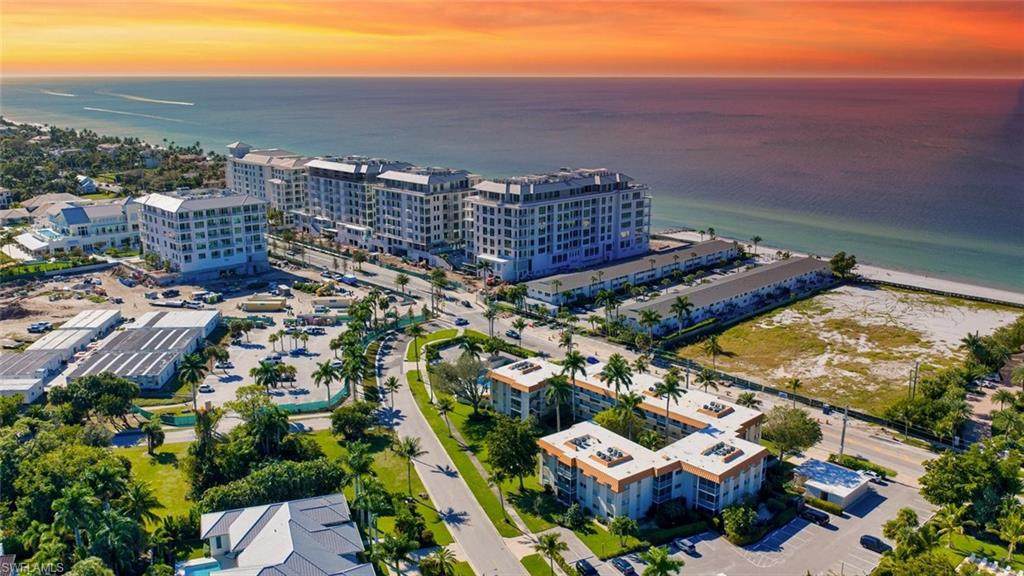 1100 Gulf Shore Blvd - Photo 1