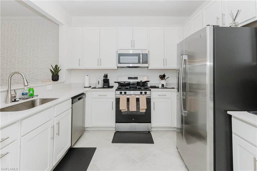 14819 White Pearl Rd - Photo 1
