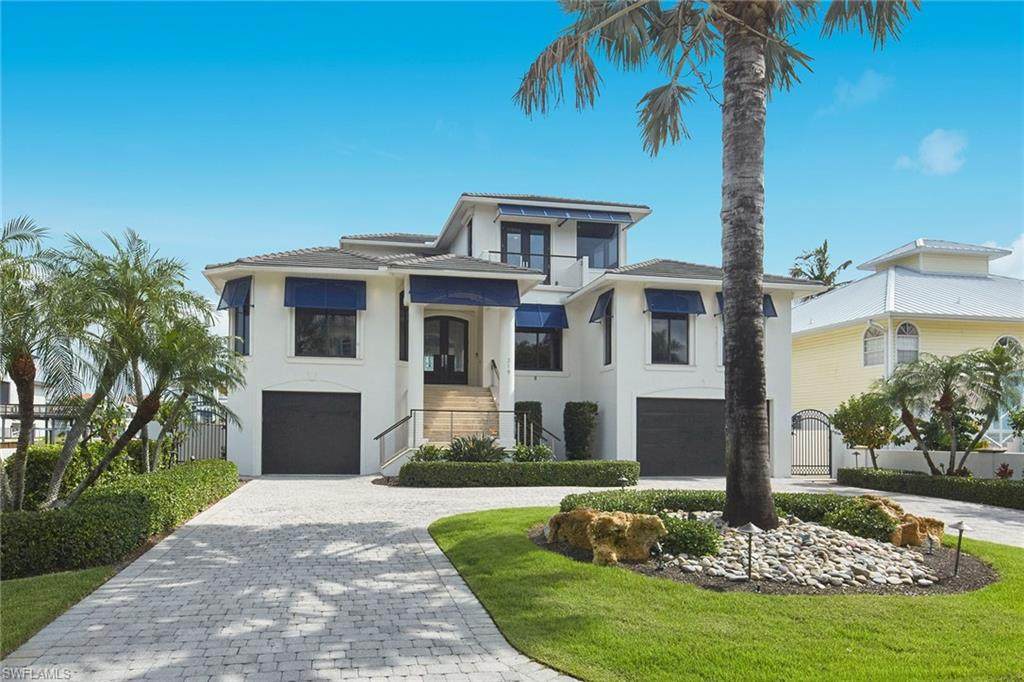 319 Lagoon Ave - Photo 1