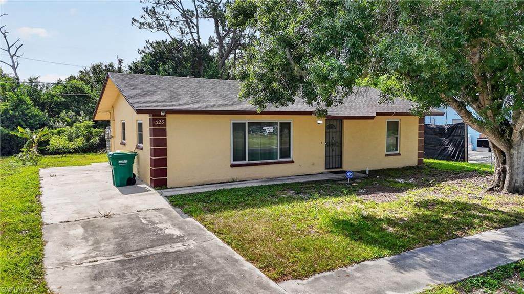 1228 18th St - Photo 1