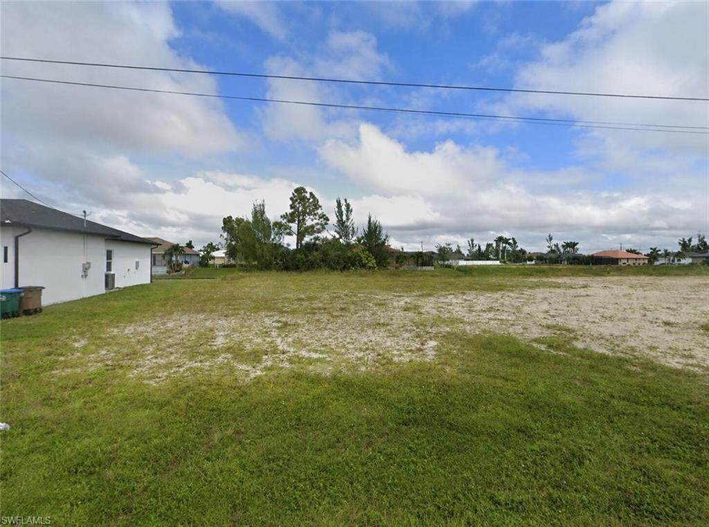 439 22nd Ter - Photo 1