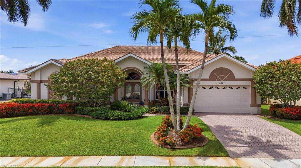 1621 Almeria Ct - Photo 1