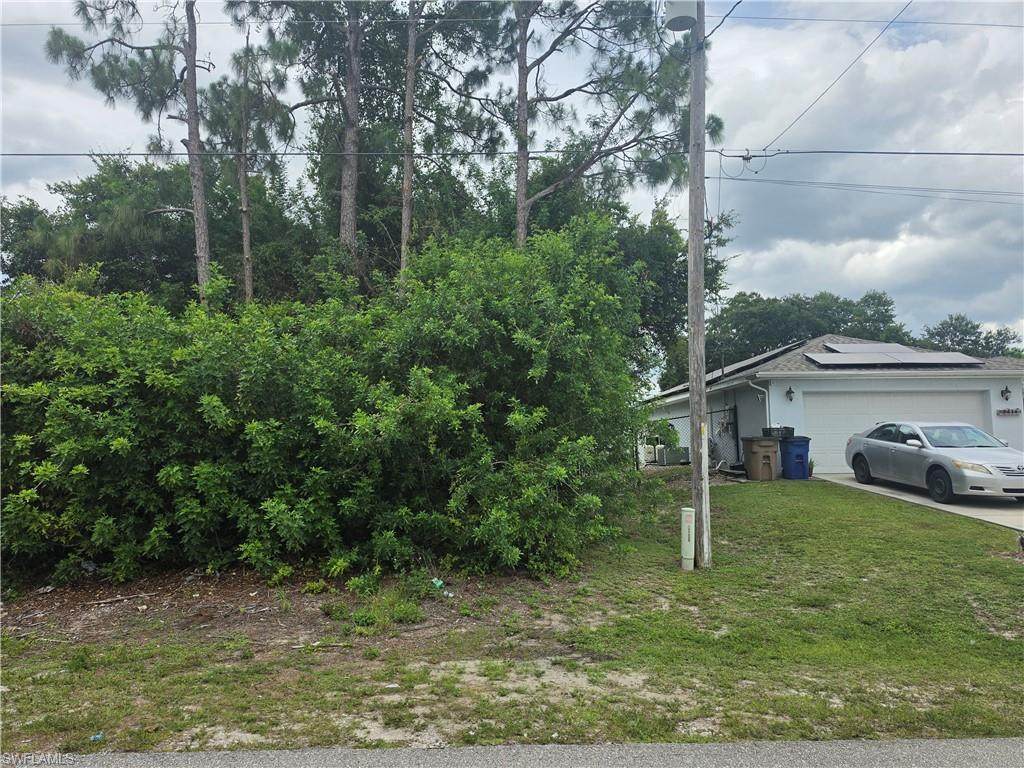 3416 35th St - Photo 1