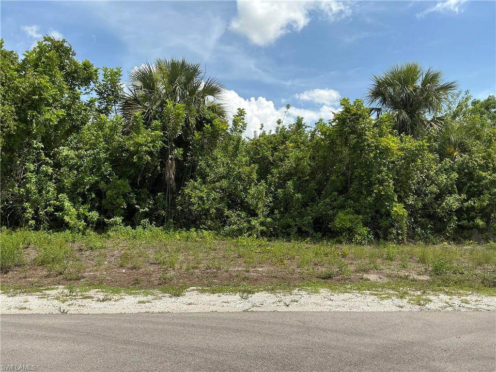 5413 Lee St - Photo 1