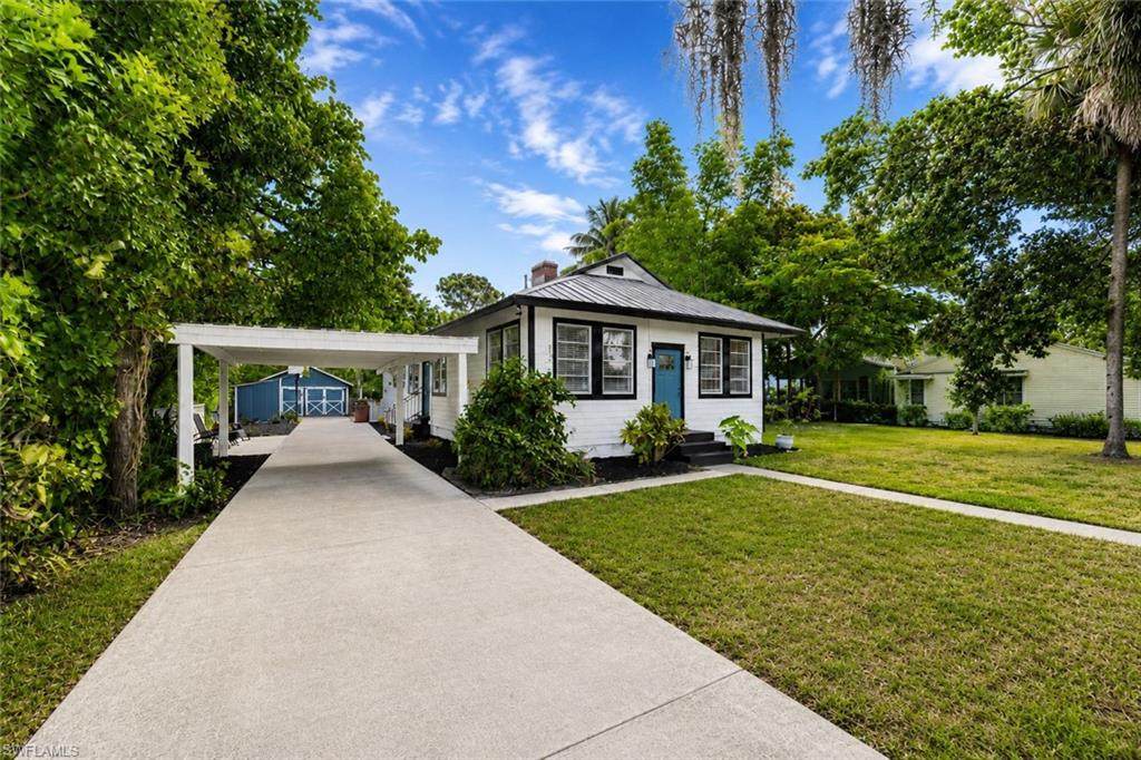 10811 Dean St - Photo 1