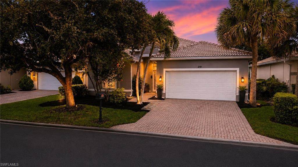 219 Glen Eagle Cir - Photo 1