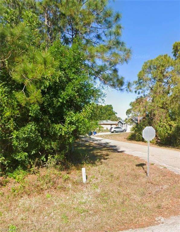 23 Robert Ave - Photo 1